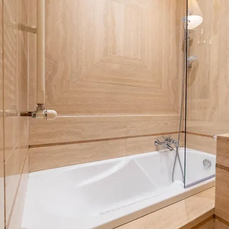 The Train Гостьовий будинок Барі