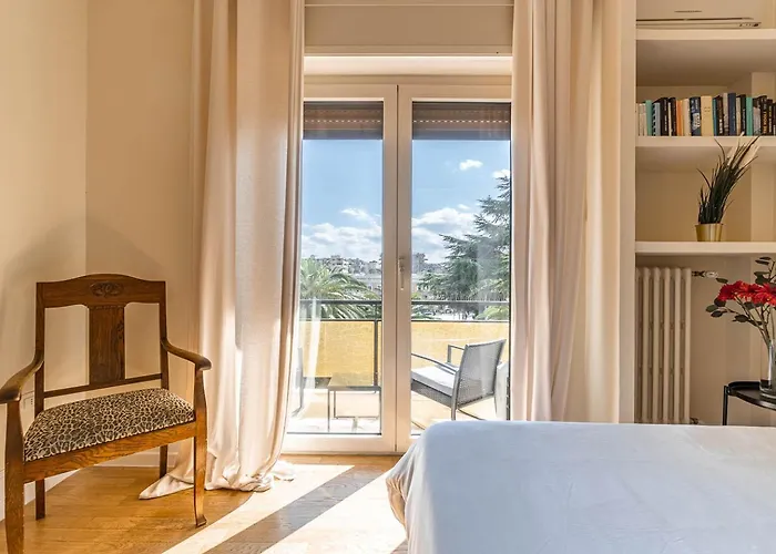 בית הארחה The Train 3*