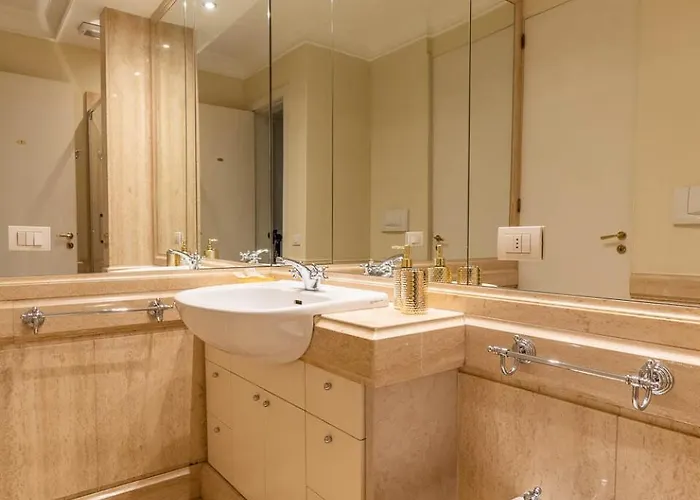 The Train Guest house 3*